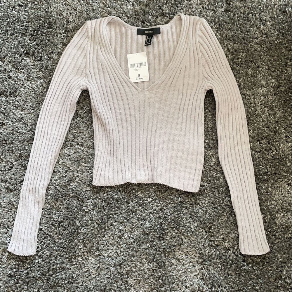 Cropped Sweater - Picture 2 of 4